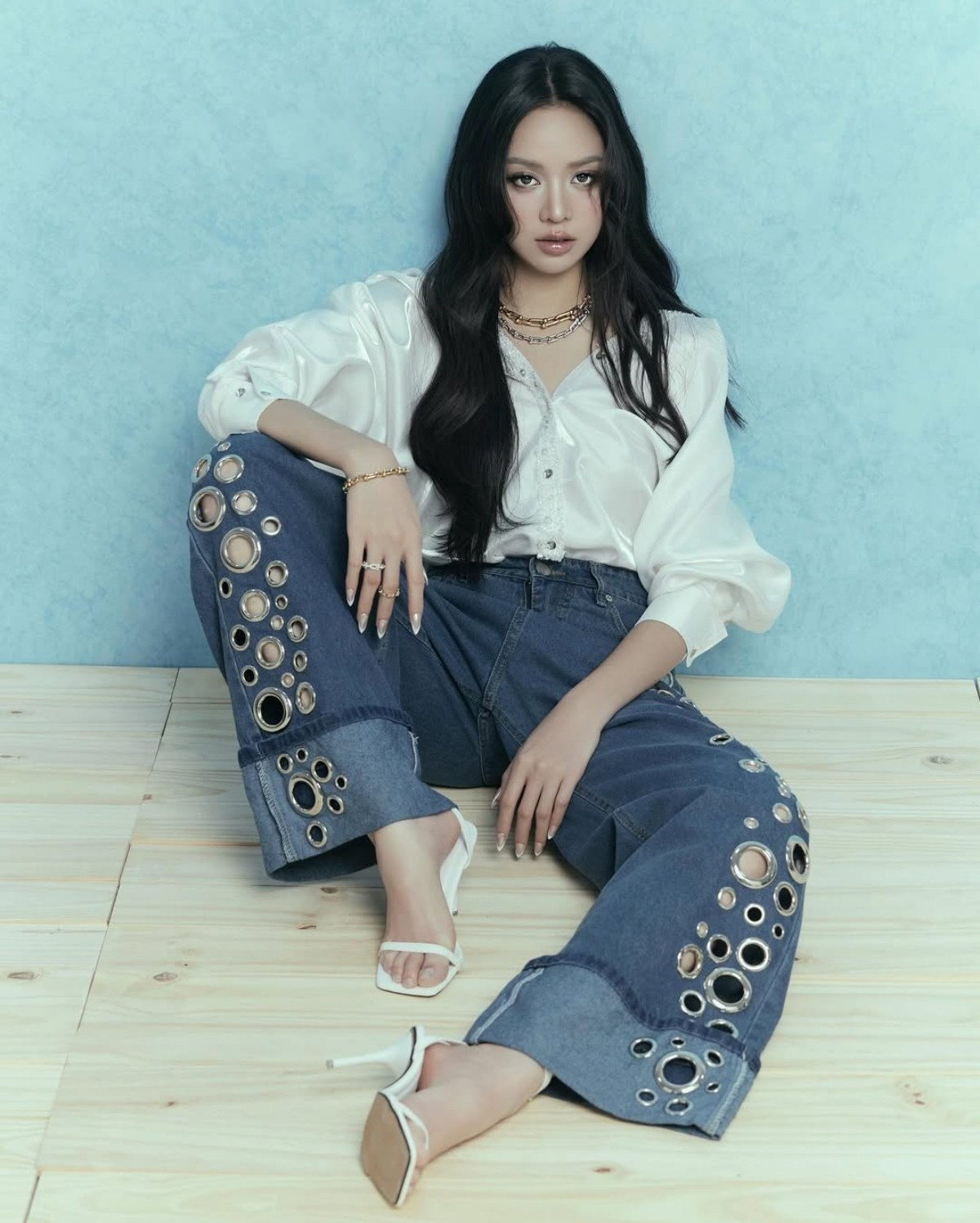 Nét đẹp “nàng hậu” chạm ngưỡng thần tượng K-pop