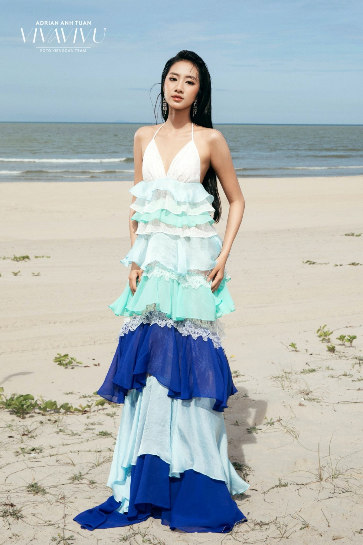 Hà Trúc Linh khoe trọn vẻ đẹp rạng ngời và khí chất thanh thoát trong từng khung hình.