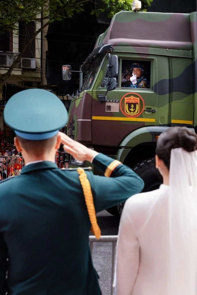 Thực tế, để có được bộ ảnh đặc biệt này, cặp đôi đã chuẩn bị kỹ càng.