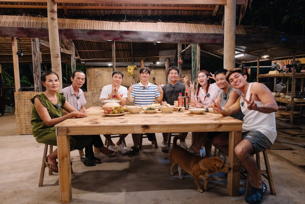 Thanh Duy xuất hiện: Cú “twist” mang màu sắc bolero