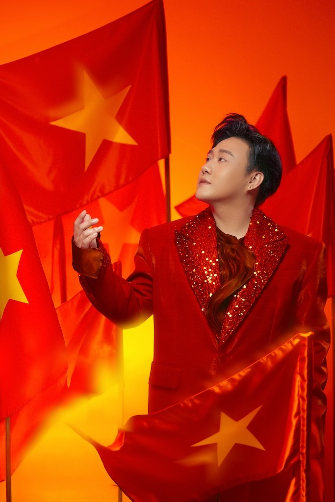 Ca khúc tôn vinh giá trị quê hương.