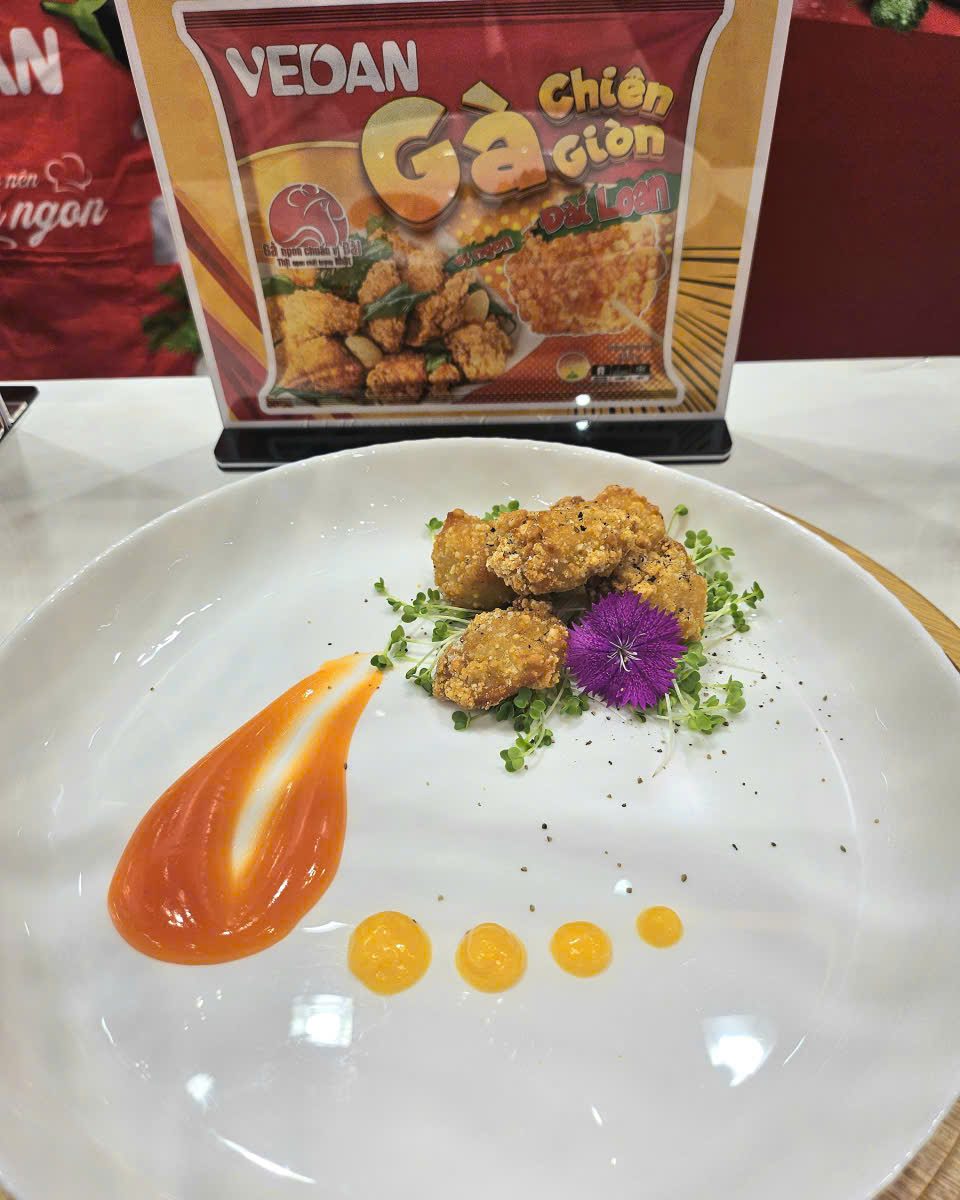  “Gà chiên giòn Đài Loan”, đã được VEDAN cải tiến và chính thức ra mắt tại thị trường Việt Nam.