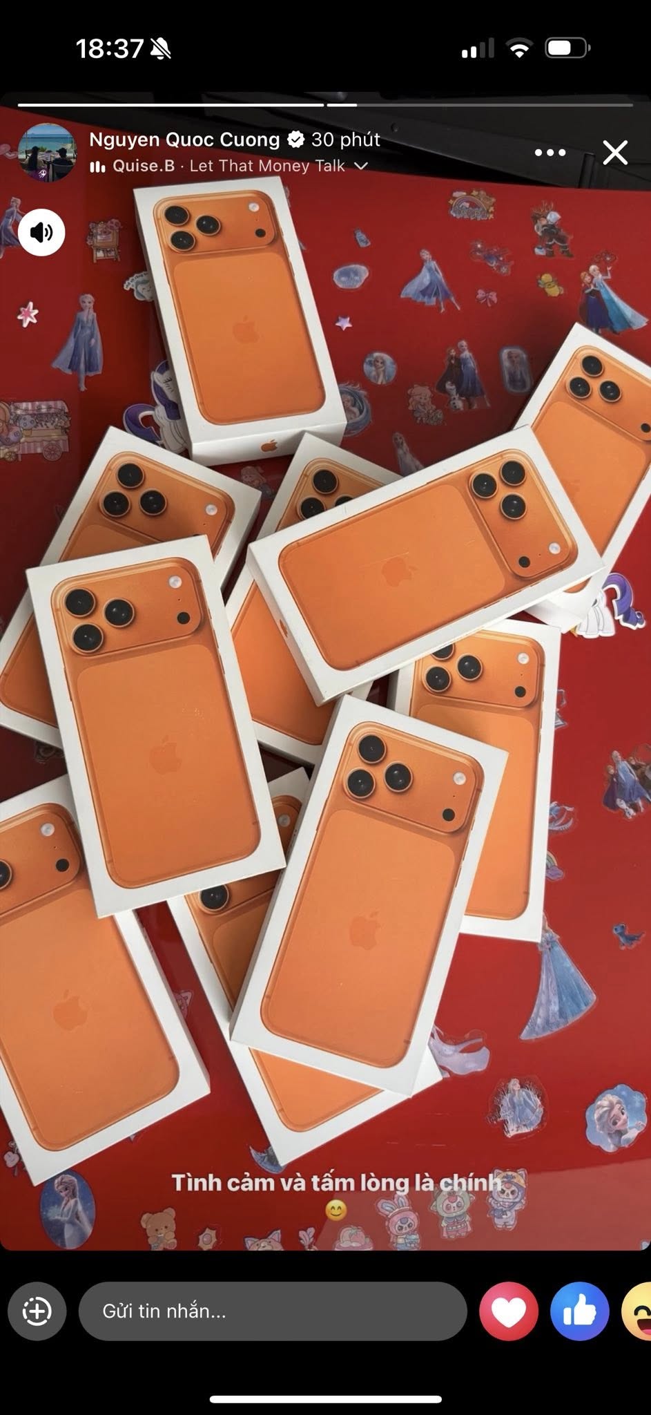 Món quà dành cho bạn bè và nhân viên