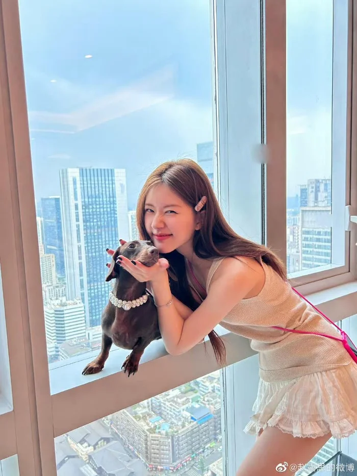 Từ "nữ thần màn ảnh" đến tâm điểm tin đồn