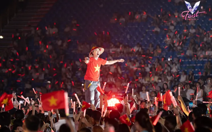 Sự cộng hưởng của nghệ thuật và tinh thần dân tộc