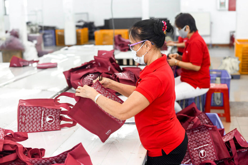 Ngừng sản xuất từ tháng 5 để cắt lỗ.