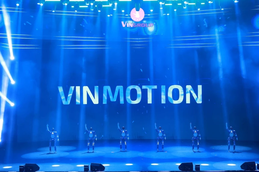  VinMotion ra mắt đội hình humanoid robot “Make in Vietnam”