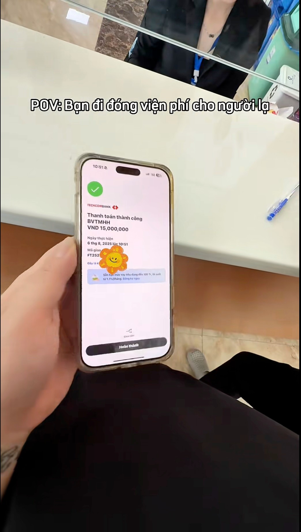 Trào lưu này được cộng đồng chú ý sau loạt video "POV: Bạn đi đóng viện phí cho người lạ" của TikToker Lương Đỗ.