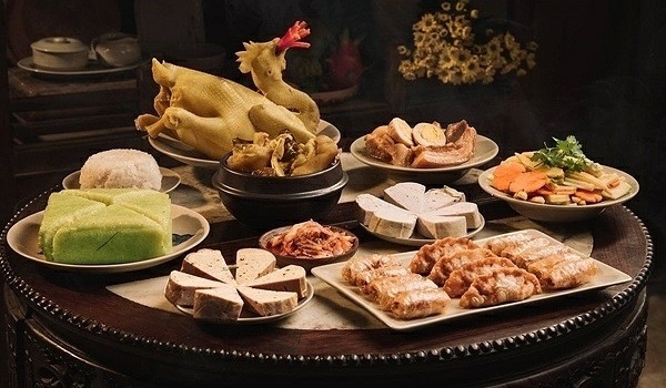 Rằm tháng 7 không chỉ là ngày tưởng nhớ tổ tiên, mà còn là dịp để con cháu bày tỏ đạo hiếu, hướng Phật và lan tỏa tình thương đến chúng sinh.