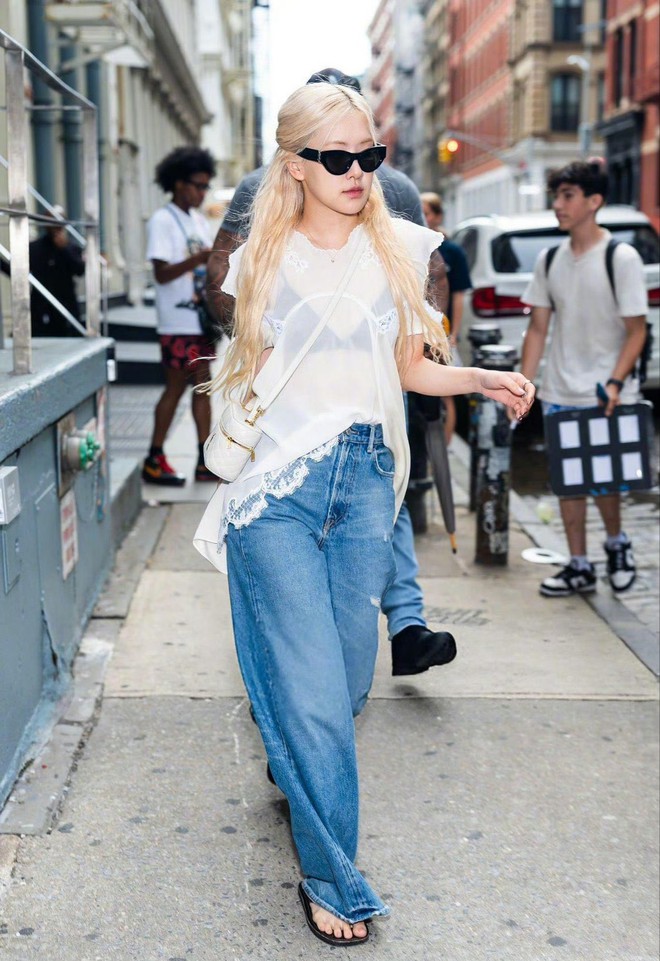 Jeans chuyển mood theo thời gian