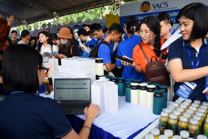 doanh nghiệp đặt kỳ vọng vào đội ngũ lao động trẻ, có khả năng tiếp cận công nghệ hàng không tiên tiến.