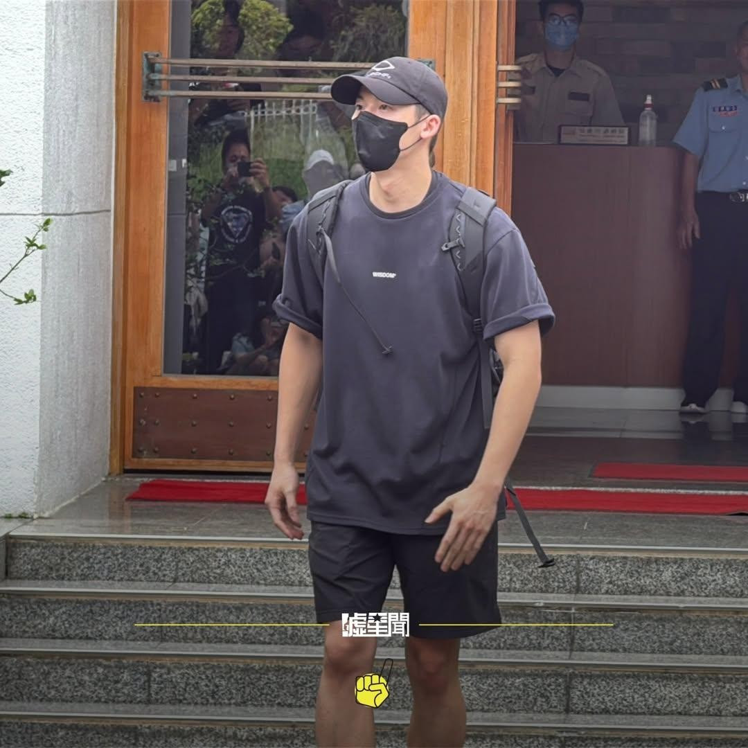 Kín đáo nhưng khí chất vẫn “áp đảo”