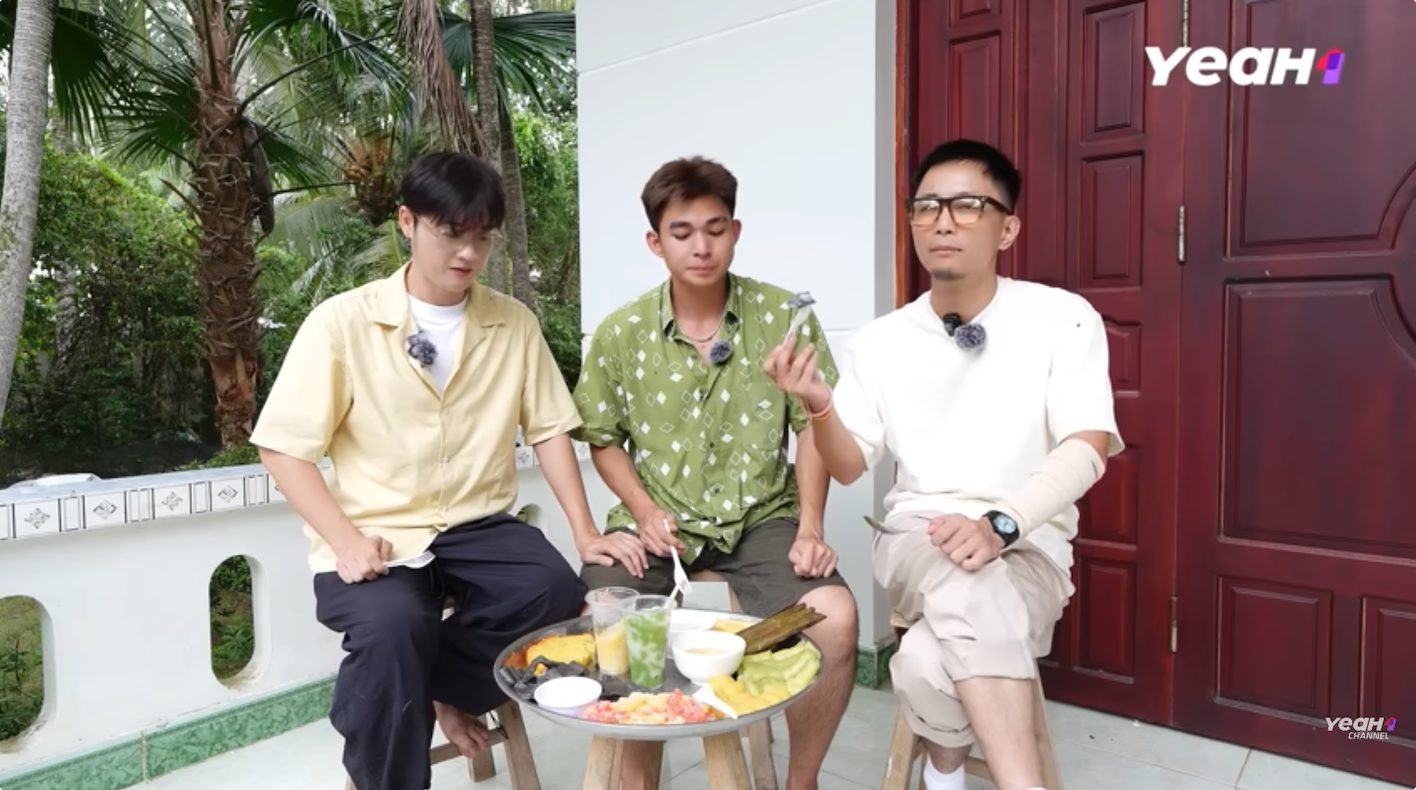  Ẩm thực miền Tây lại xuất hiện “món bánh thử thách” khiến sao Việt choáng váng