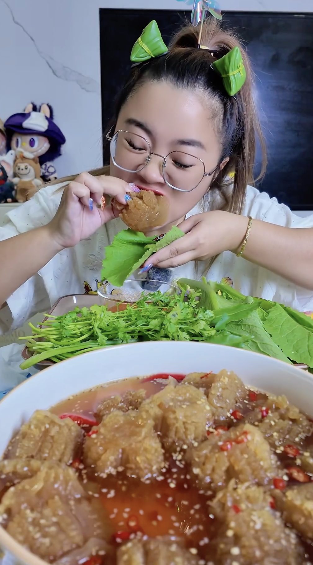 Hiện tượng “sứa đầu đạn” một lần nữa cho thấy sức mạnh của trào lưu ẩm thực trên mạng xã hội.