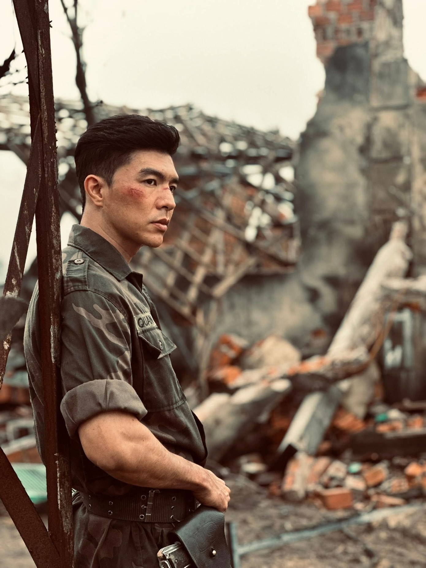 Mưa Đỏ lên ngôi, rạp chiếu phủ kín khán giả