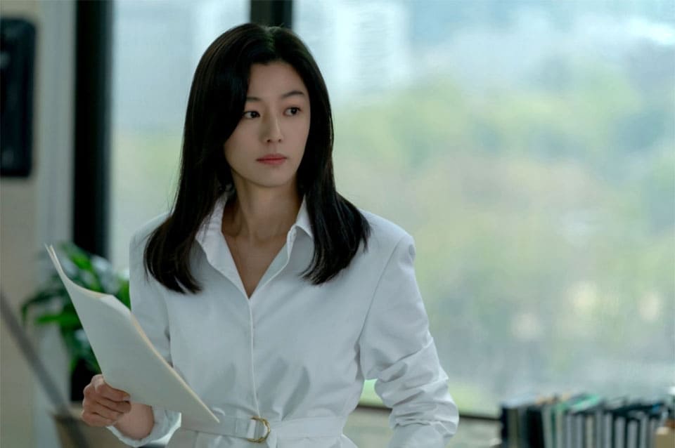 Jun Ji Hyun – “bông hồng gai” trên màn ảnh