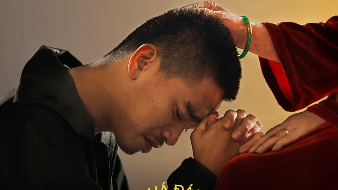  Phim đầu tay của Bình Bồng Bột bất ngờ hoãn chiếu