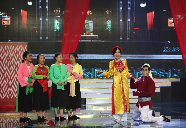 truyền hình giải trí không còn là “miền đất hứa” khi công chúng đang chia sẻ sự quan tâm sang YouTube, TikTok hay các nền tảng streaming.