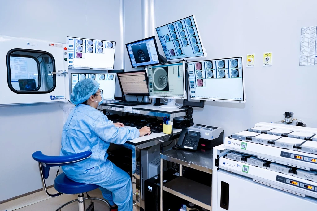  Bệnh viện Tâm Anh TP.HCM xác lập kỷ lục châu Á trong lĩnh vực thụ tinh ống nghiệm