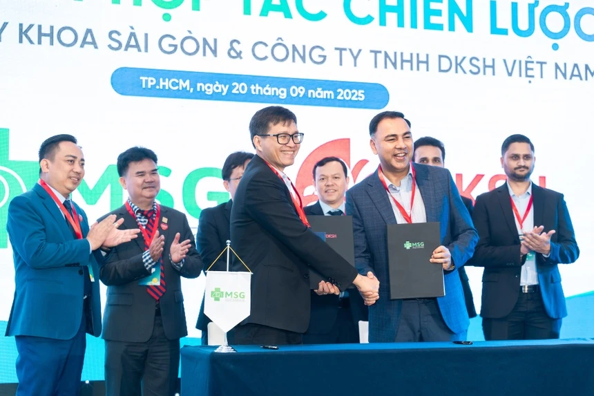  Tập đoàn Y khoa Sài Gòn ký kết hợp tác với DKSH Việt Nam nâng tầm điều trị nhãn khoa