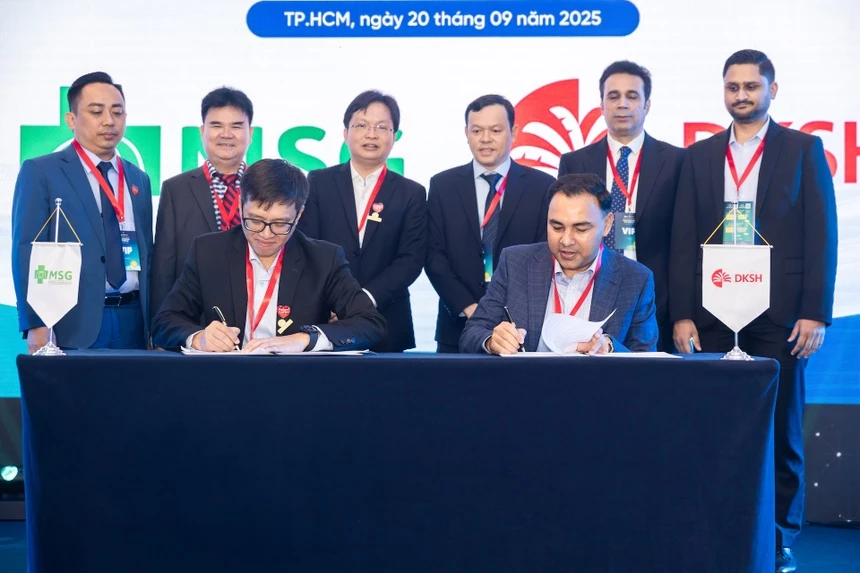 Tập đoàn Y khoa Sài Gòn hợp tác DKSH Việt Nam đưa công nghệ nhãn khoa chuẩn Mỹ vào điều trị