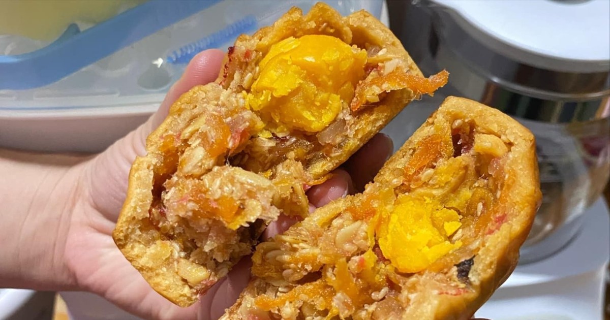 Sở An toàn thực phẩm TP.HCM khuyến cáo người dân tuyệt đối tránh sử dụng bánh Trung thu đã hết hạn, mốc hoặc không rõ xuất xứ để ngăn ngừa nguy cơ ngộ độc.