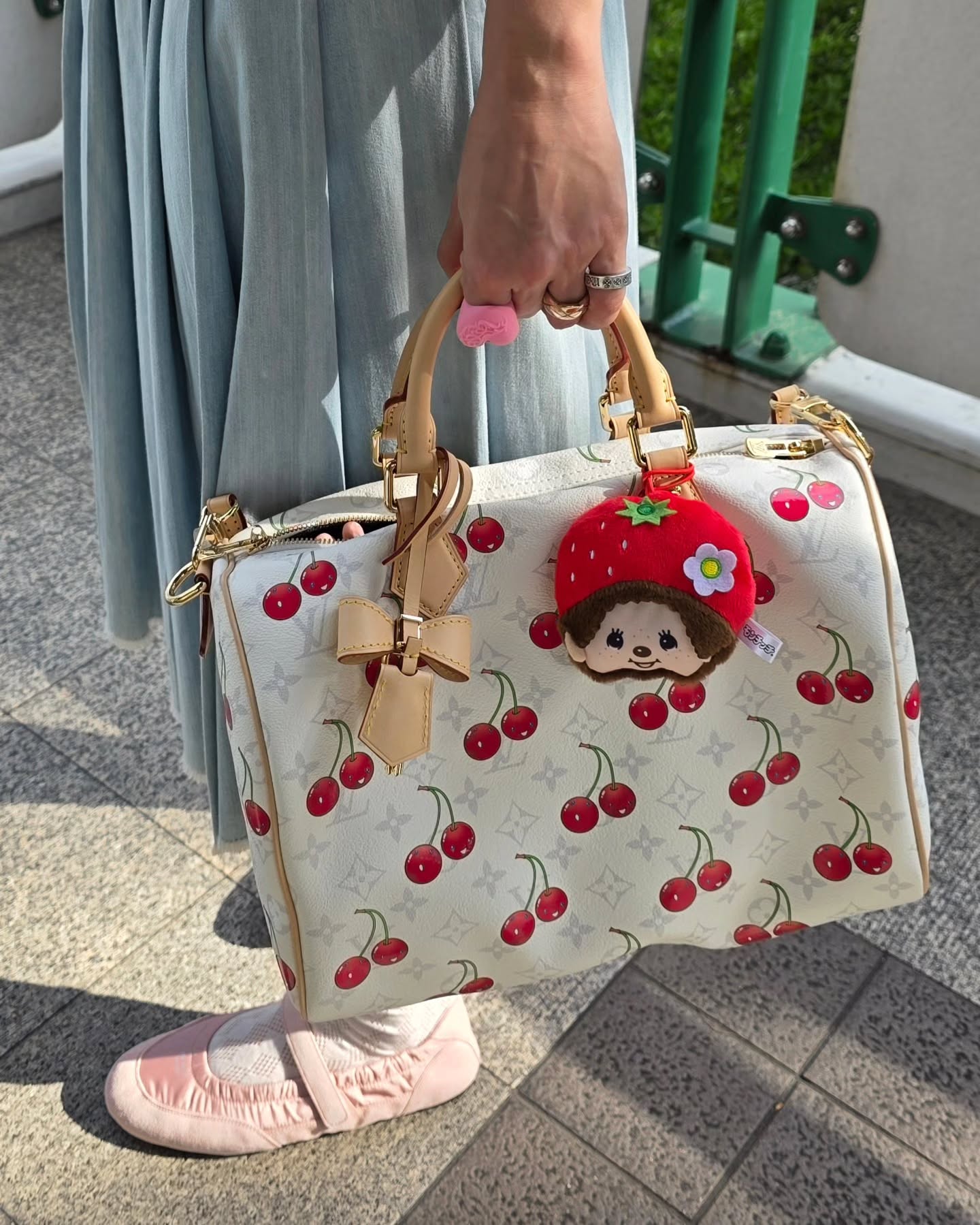 không phải thương hiệu, mà là charm phải thật phù hợp.