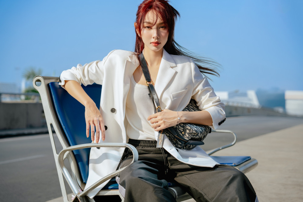 Từ spotlight hoa hậu đến vòng tố tụng