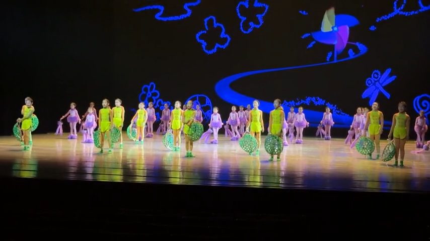 Câu chuyện cổ tích được làm mới trên sân khấu