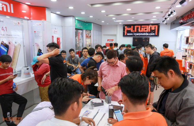 Thu hẹp hoạt động trong bối cảnh cạnh tranh gay gắt