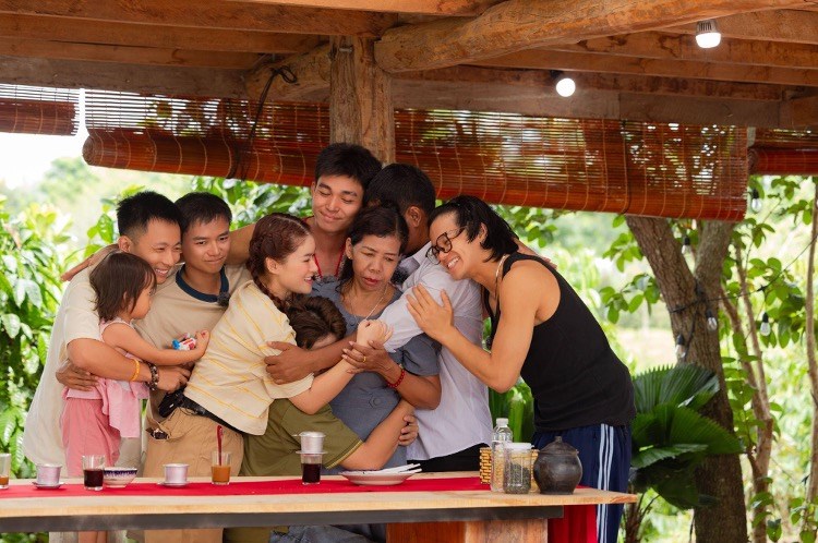  Gia đình Haha khép lại hành trình nhiều cảm xúc