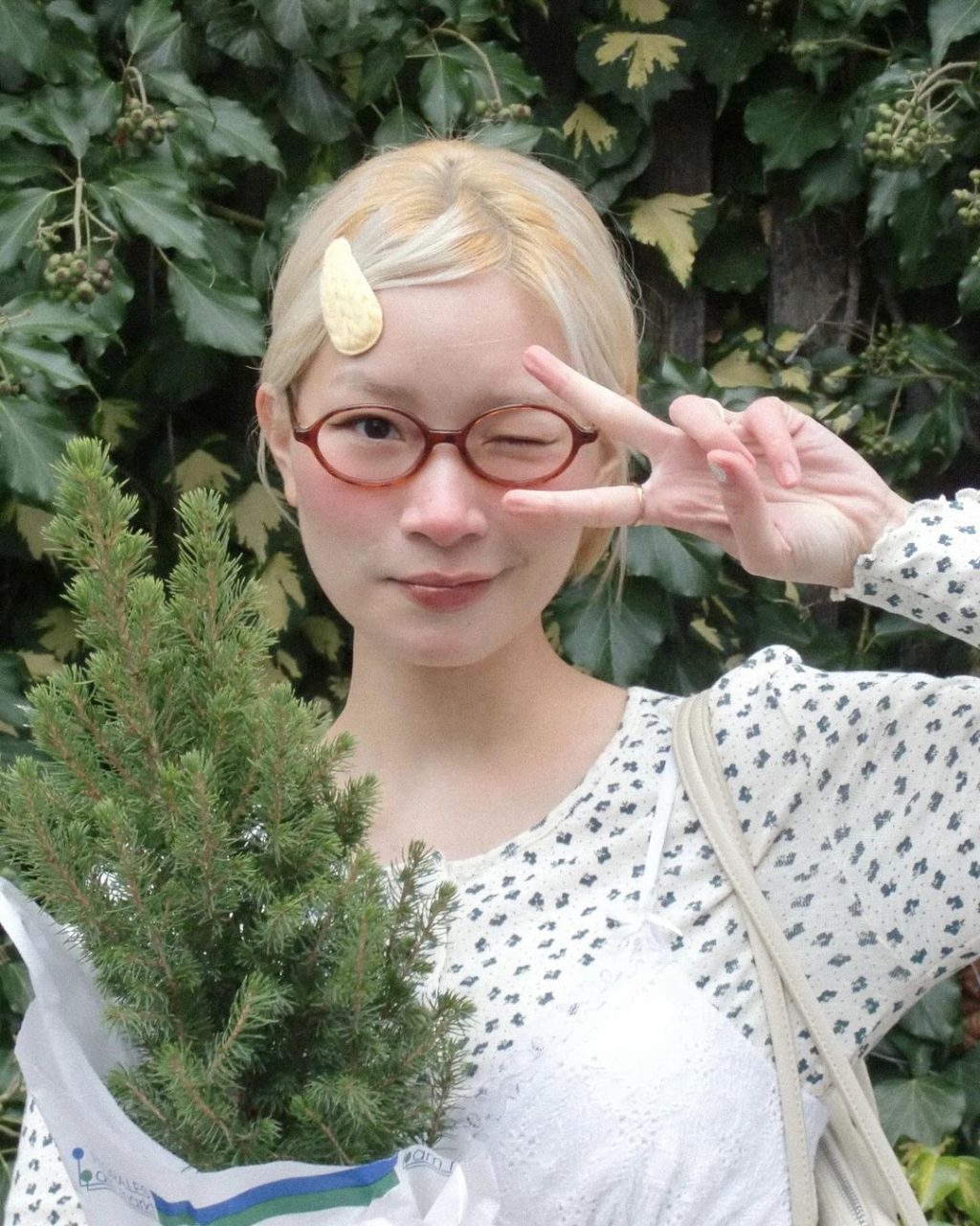  Clip 48 phút bóc phốt ‘nàng thơ’ Thạch Trang viral khắp mạng xã hội