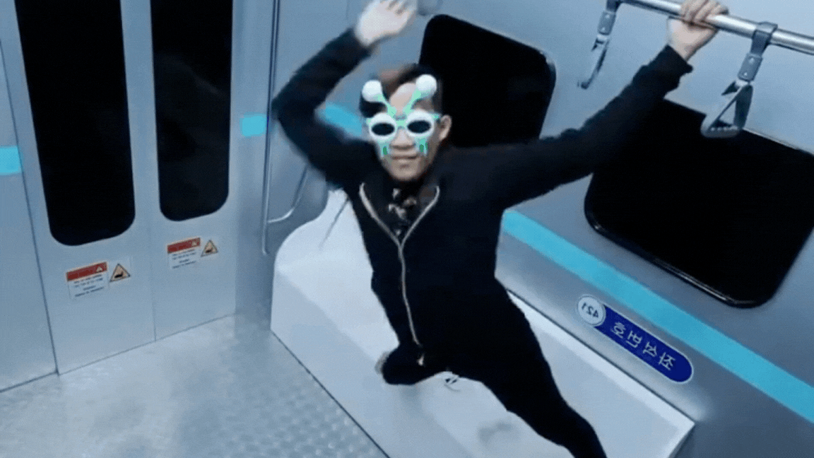 Biểu cảm nghiêm túc, hiệu ứng hài hước