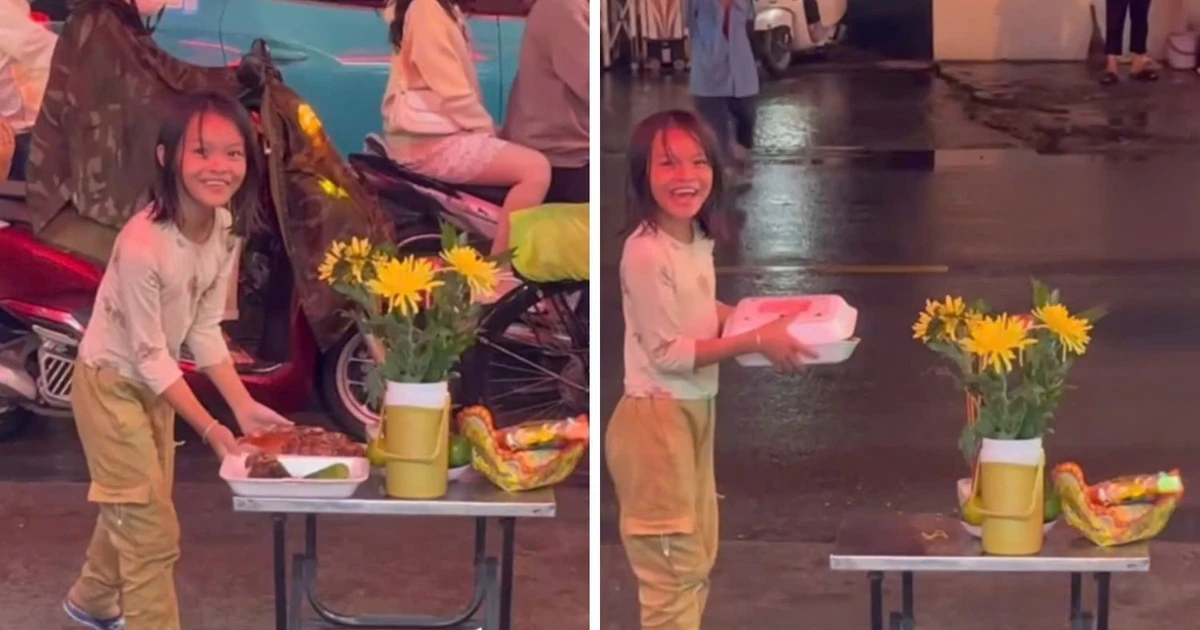 Một đoạn video lan truyền trên mạng xã hội những ngày gần đây đã ghi lại khoảnh khắc ấn tượng trong lễ cúng rằm tháng Bảy.