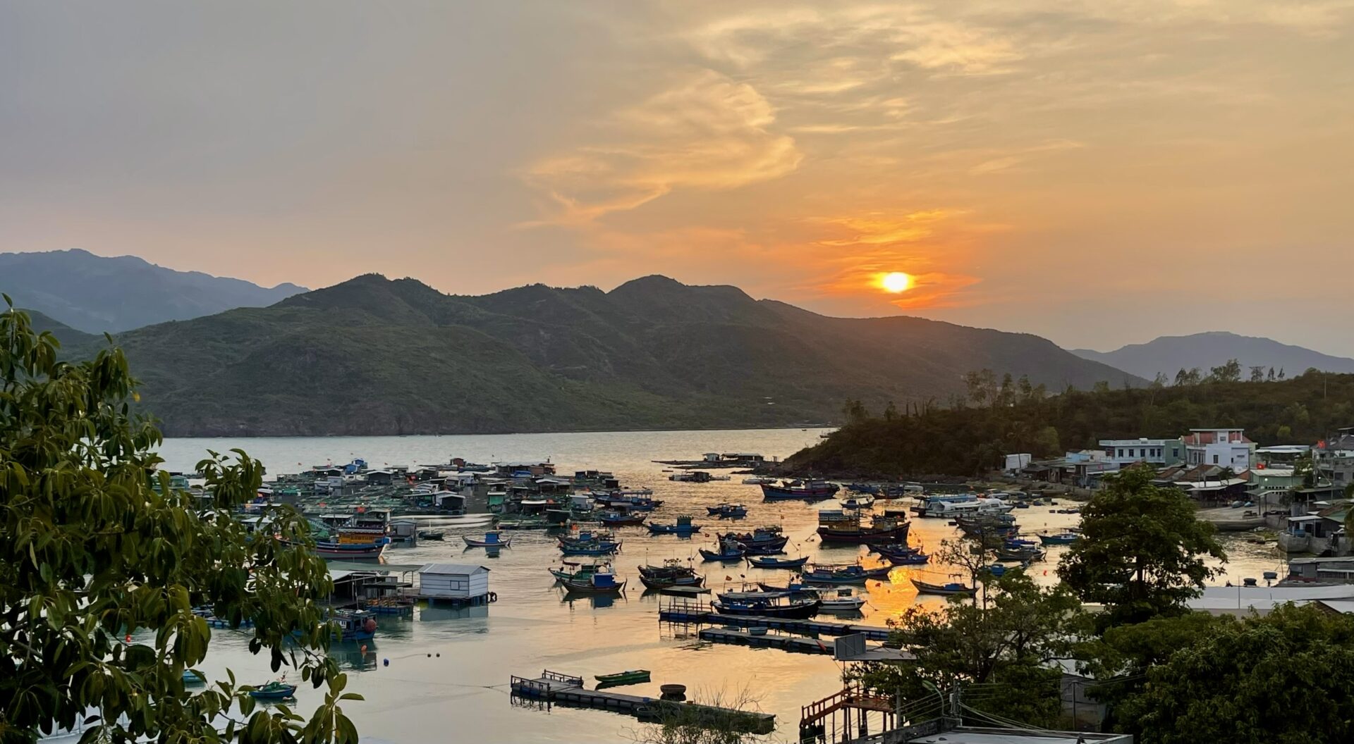  Đảo Trí Nguyên có gì hot mà giới trẻ thi nhau check-in thời gian gần đây?