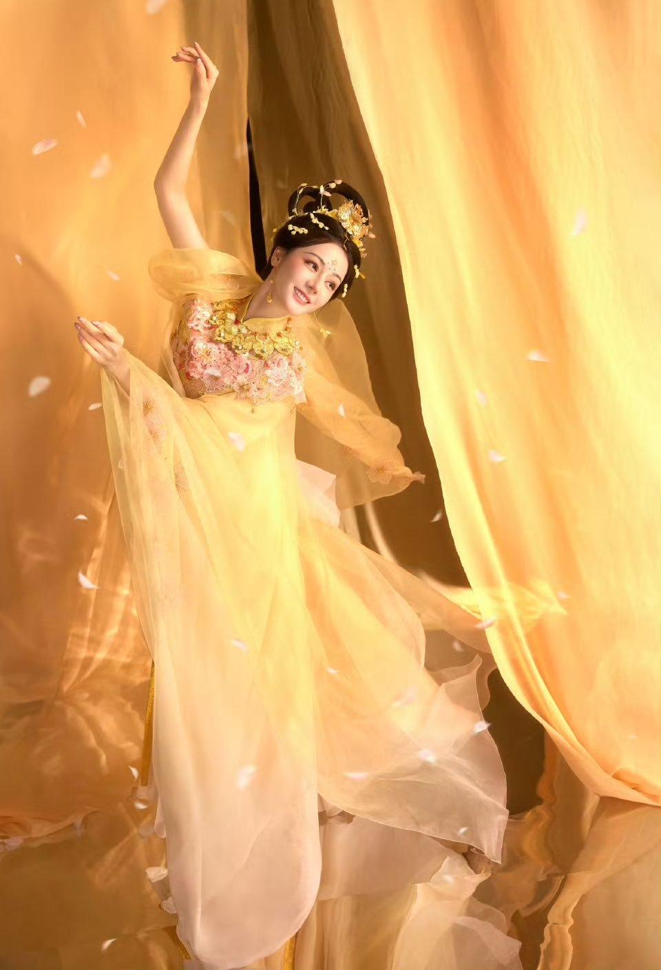 Tiên khí ngập tràn, thần thái khó ai sánh kịp