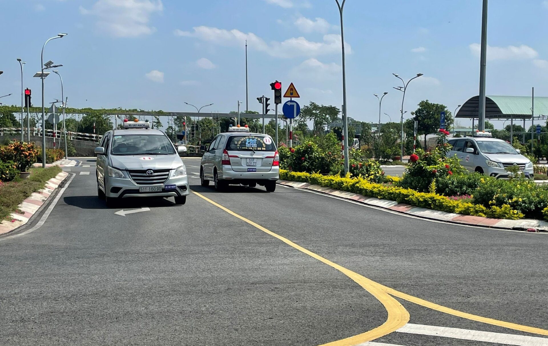  Cục CSGT công bố mức thu phí sát hạch và cấp giấy phép lái xe theo quy định