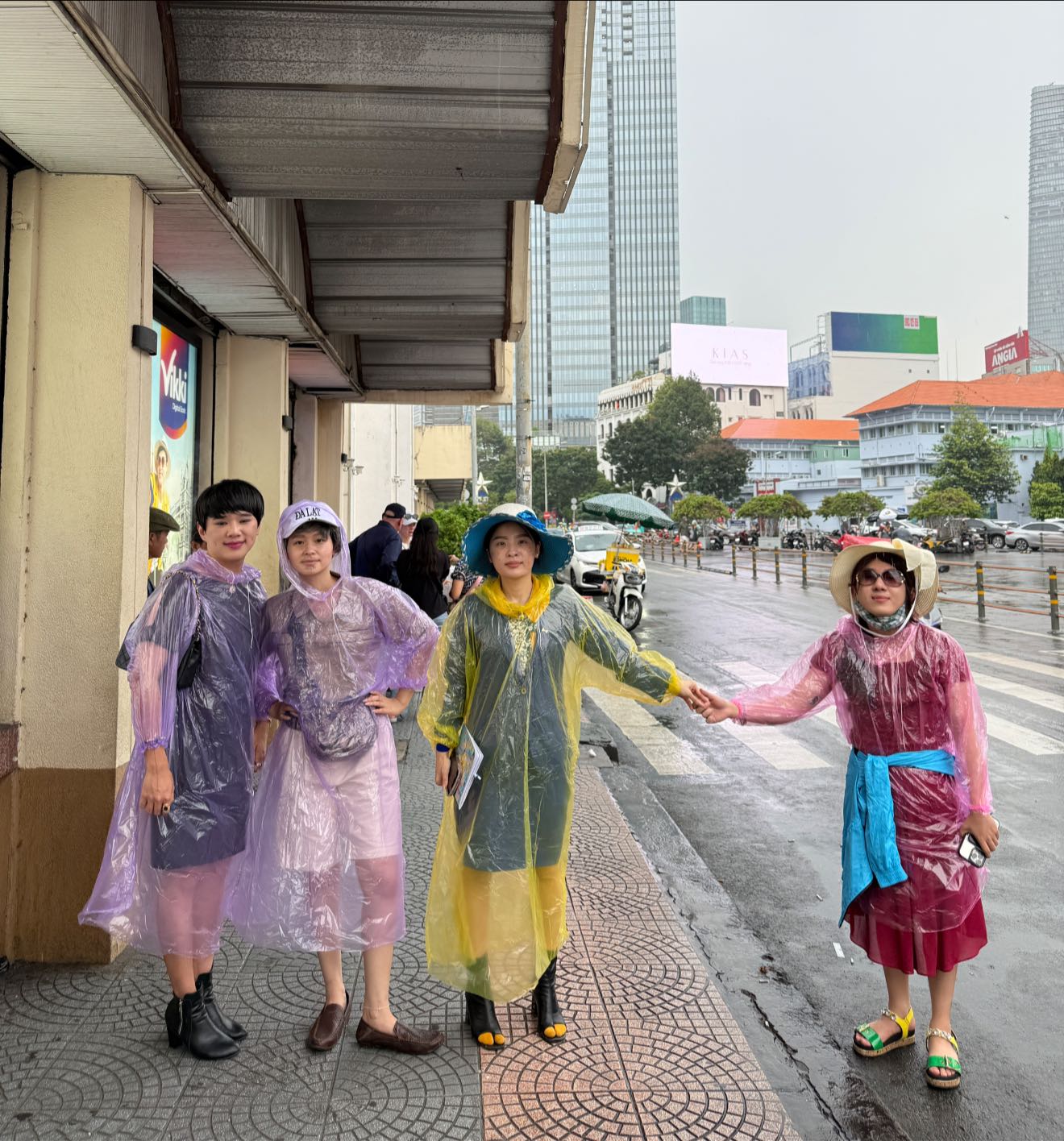 Khi “giờ cơm” biến thành giờ xem phim.