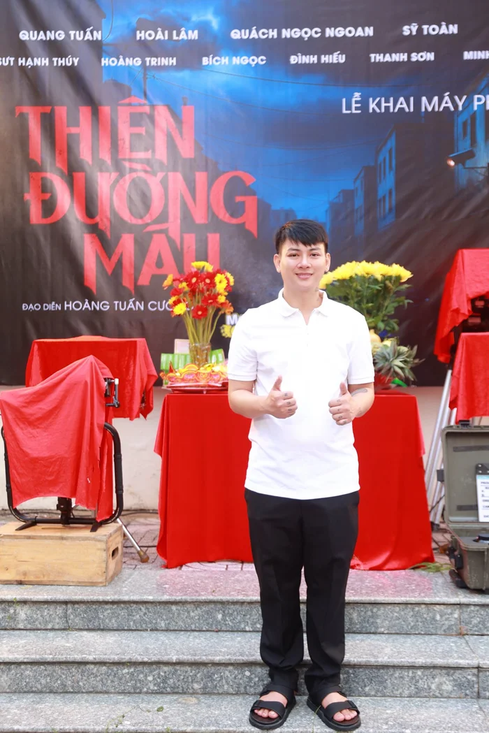 khiến công chúng tò mò về cách anh thể hiện bản thân trên màn ảnh rộng.