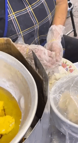 bất ngờ trở thành “hiện tượng” trên mạng xã hội, khiến thực khách khắp nơi tìm đến để khám phá.