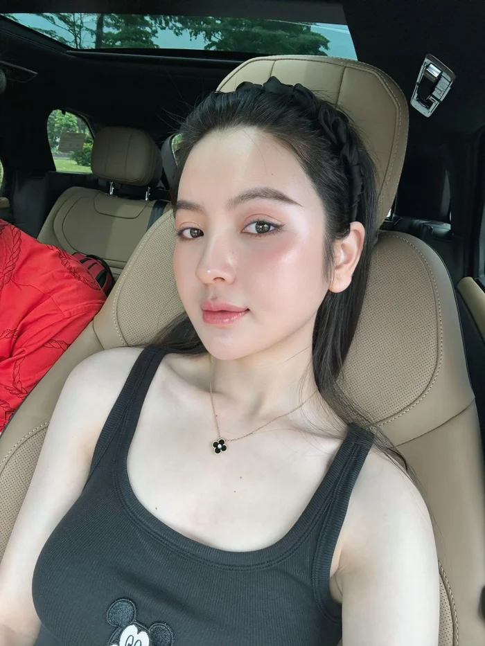 Thời trang ứng dụng và gần gũi với giới trẻ